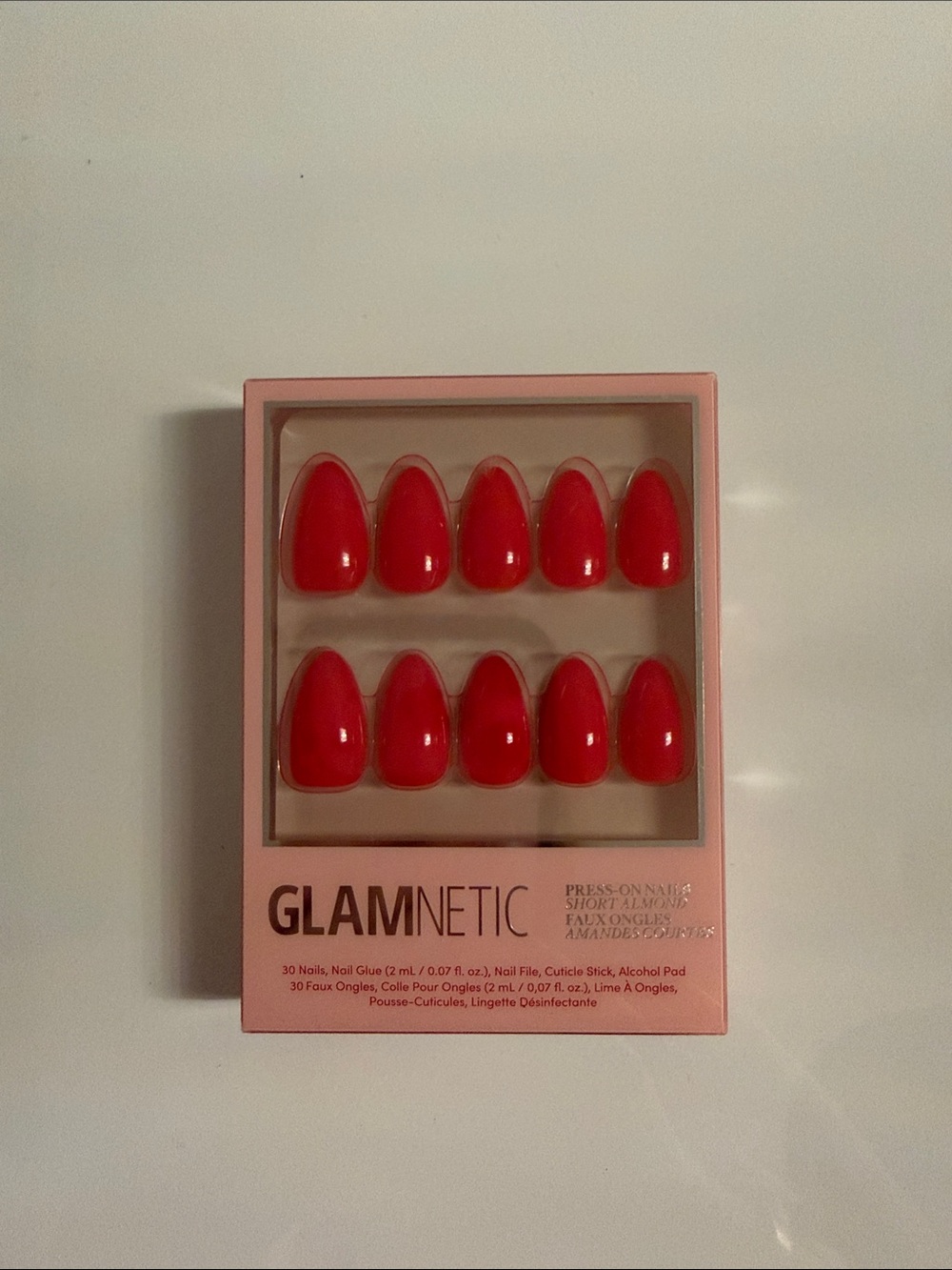 Glamnetic Press-On Nails in Red – fiery red